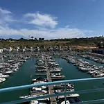公寓 Marina